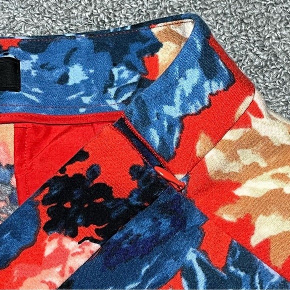 Talbots Chatham Floral Pants Womens Size 8 Red Blue Tapered Leg Stretch - Picture 6 of 13